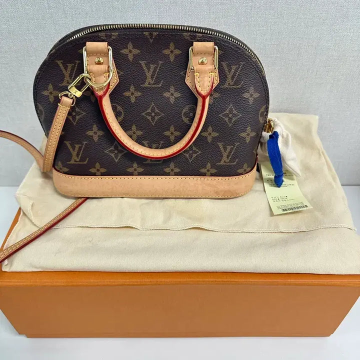 [BUNJANG] Louis Vuitton Alma BB Monogram Handbag / 루이비통 알마bb모노그램