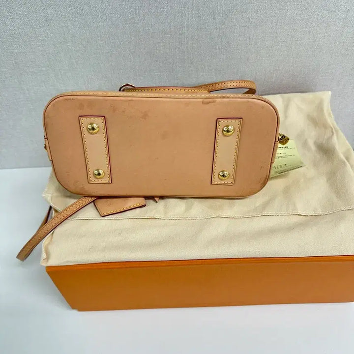 [BUNJANG] Louis Vuitton Alma BB Monogram Handbag / 루이비통 알마bb모노그램