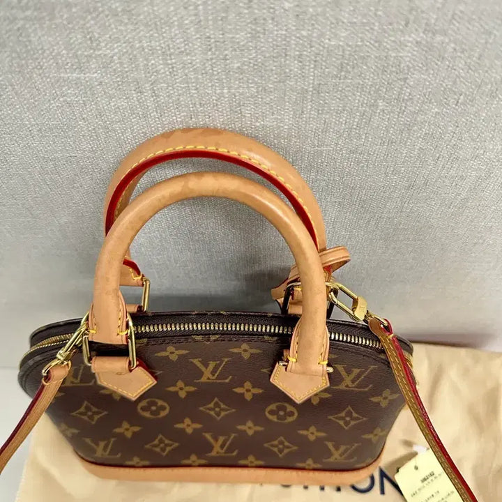 [BUNJANG] Louis Vuitton Alma BB Monogram Handbag / 루이비통 알마bb모노그램