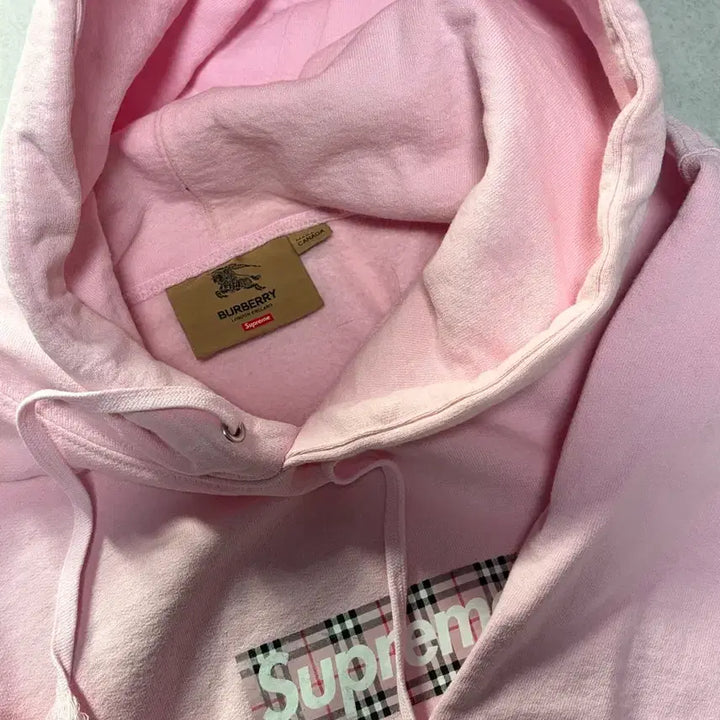 [BUNJANG] Burberry Supreme Collaboration Hoodie L / 한정판) 버버리 슈프림 콜라보 후드티 L