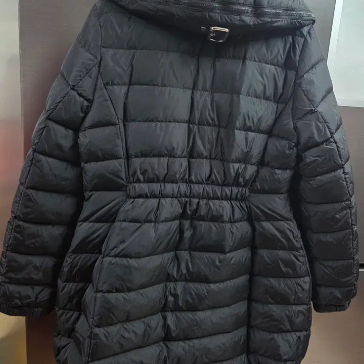 [BUNJANG] Moncler Women's Black Long Padded Jacket / 몽클레어 블랙 여성 롱패딩