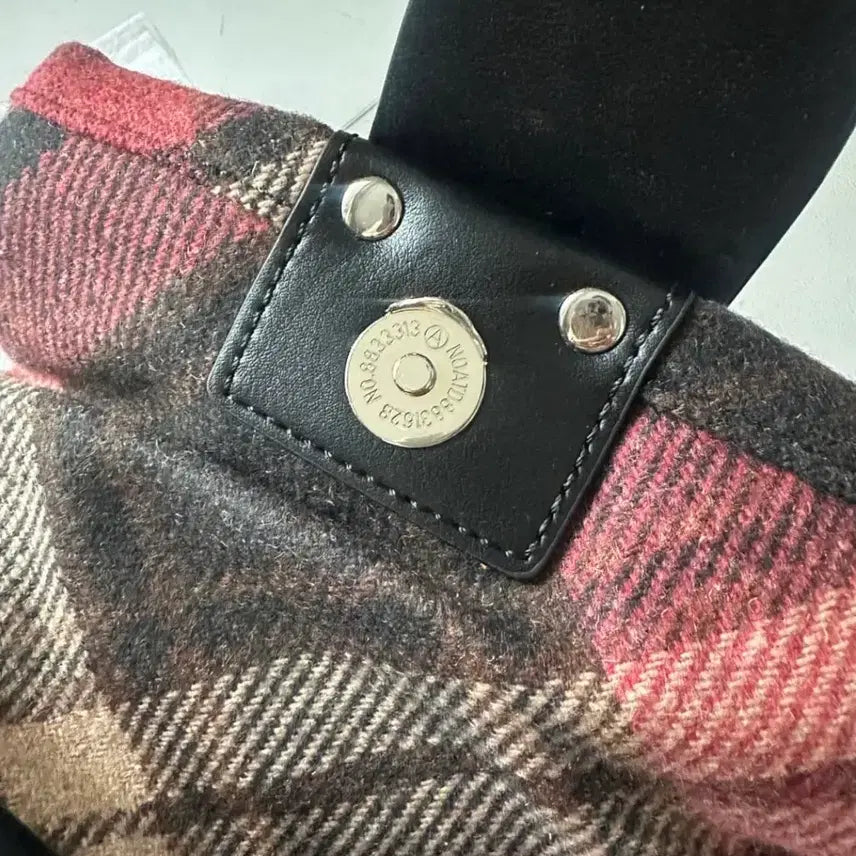 [BUNJANG] Vivienne Westwood Hazel Treasure Light Check Shoulder Bag / 비비안웨스트우드 헤이즐 트레저 라이트 체크 숄더백