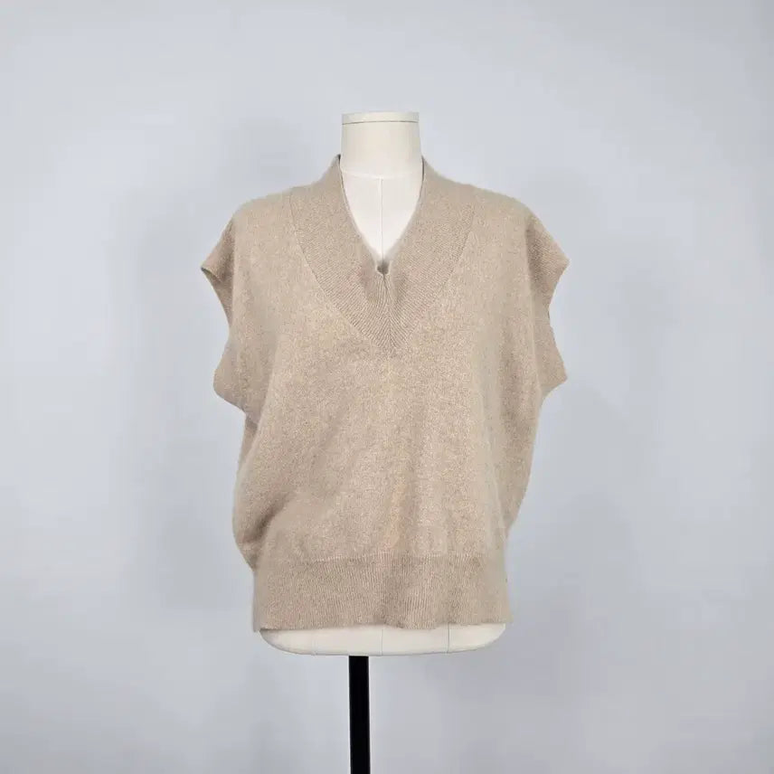 [BUNJANG] The Toadwool Raccoon Blending V-Neck Knit Vest Beige / 0093.더 토드울 라쿤블랜딩 브이넥 니트 베스트 베이지