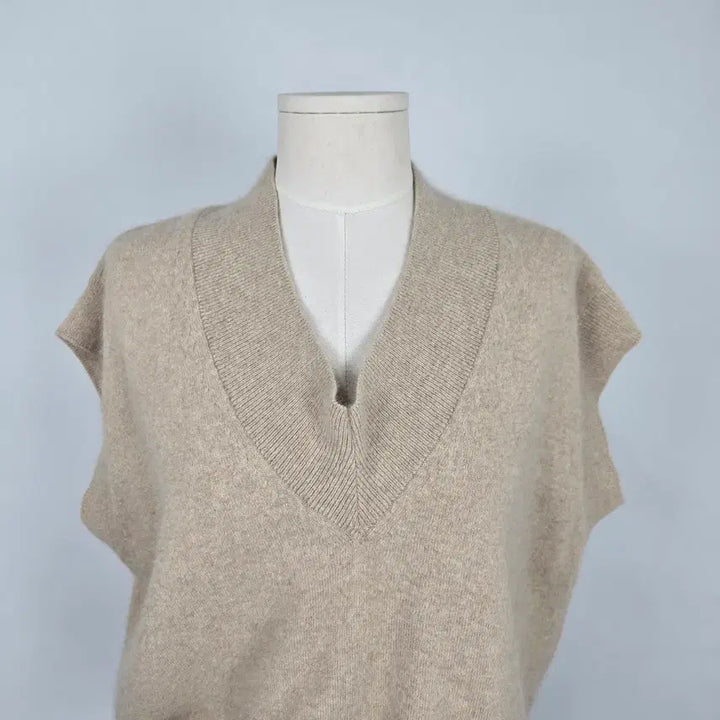 [BUNJANG] The Toadwool Raccoon Blending V-Neck Knit Vest Beige / 0093.더 토드울 라쿤블랜딩 브이넥 니트 베스트 베이지