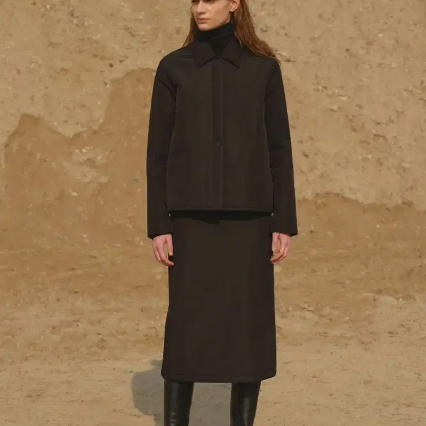 [BUNJANG] Moia Padded Skirt (Black) / 모이아 패디드 스커트 (Black)