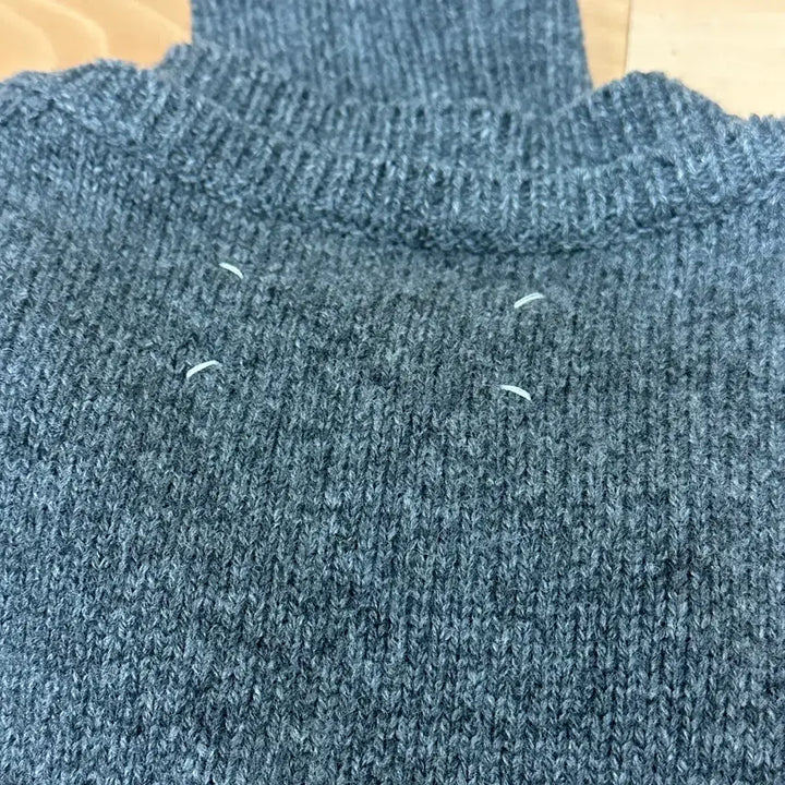 [BUNJANG] Maison Margiela Back Stitch Knit Sweater Gray L / 마르지엘라 백 스트치 니트 미드움 그레이 L