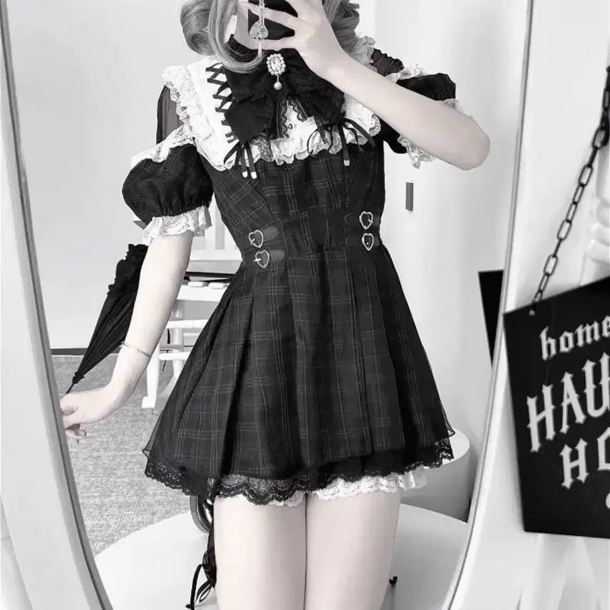 [BUNJANG] Off-Shoulder Dress and Shorts Two-Piece Set / 지뢰계 오프숄 원피스+반바지 투피스(3컬러)