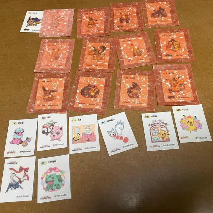 [SOLD OUT] 포켓몬 띠부씰 픽셀 로블리 할로윈 원피스씰 오염씰