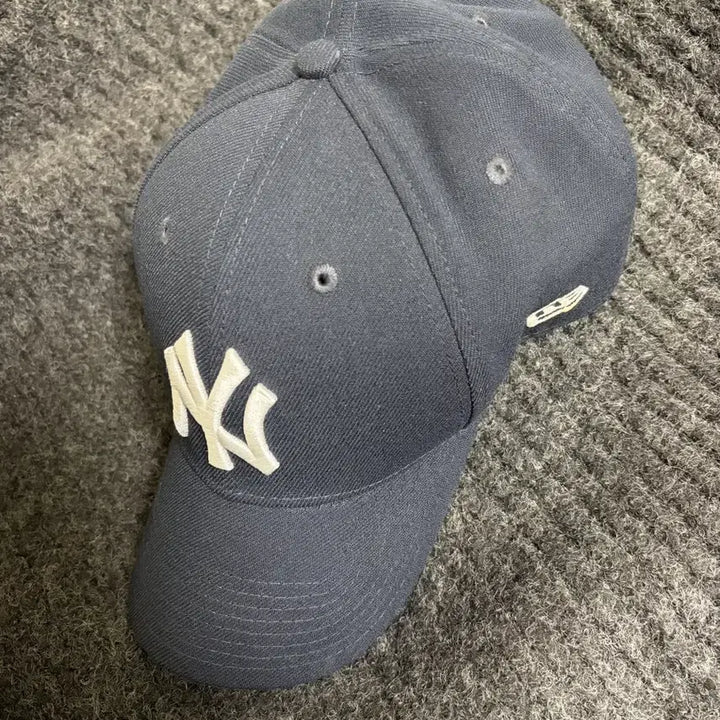 [BUNJANG] New Era New York Yankees Navy Baseball Cap / 뉴에라 뉴욕양키즈 볼캡 네이비