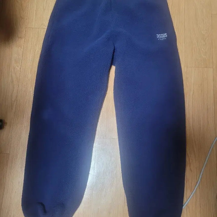 [BUNJANG] Discuss Athletic Fleece Pants L / 디스커스애슬레틱 플리스팬츠 L