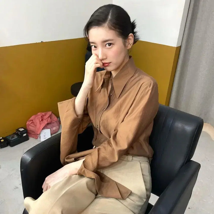 [BUNJANG] Recto Suzy Split Cuffs Shirt (Cocoa) / 렉토 수지 셔츠 Recto SPLIT CUFFS SHIRT (COCOA)