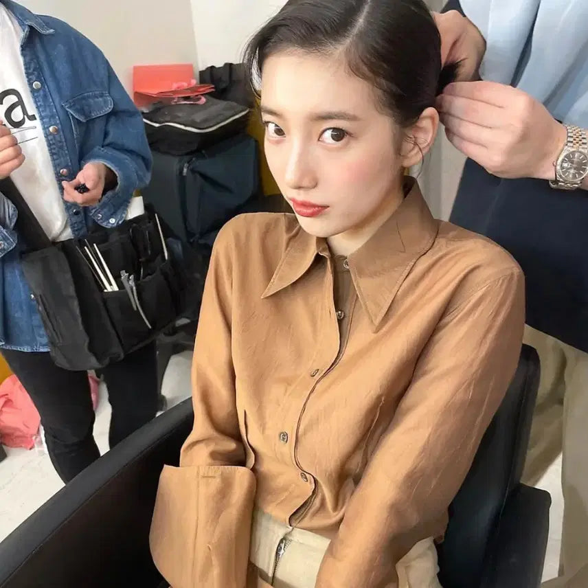 [BUNJANG] Recto Suzy Split Cuffs Shirt (Cocoa) / 렉토 수지 셔츠 Recto SPLIT CUFFS SHIRT (COCOA)