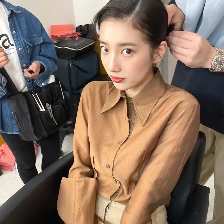 [BUNJANG] Recto Suzy Split Cuffs Shirt (Cocoa) / 렉토 수지 셔츠 Recto SPLIT CUFFS SHIRT (COCOA)