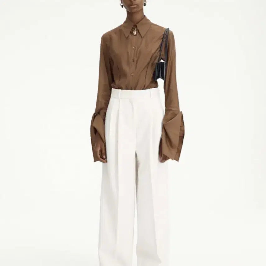 [BUNJANG] Recto Suzy Split Cuffs Shirt (Cocoa) / 렉토 수지 셔츠 Recto SPLIT CUFFS SHIRT (COCOA)