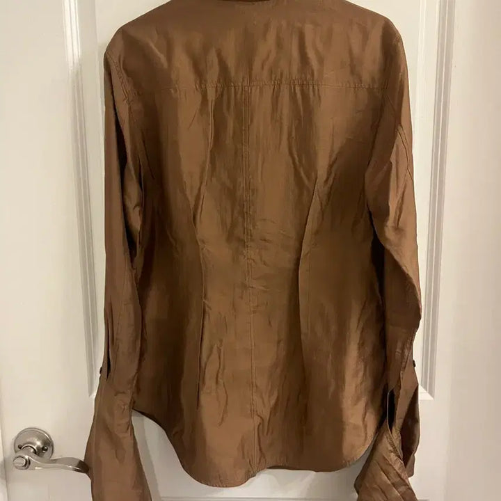 [BUNJANG] Recto Suzy Split Cuffs Shirt (Cocoa) / 렉토 수지 셔츠 Recto SPLIT CUFFS SHIRT (COCOA)