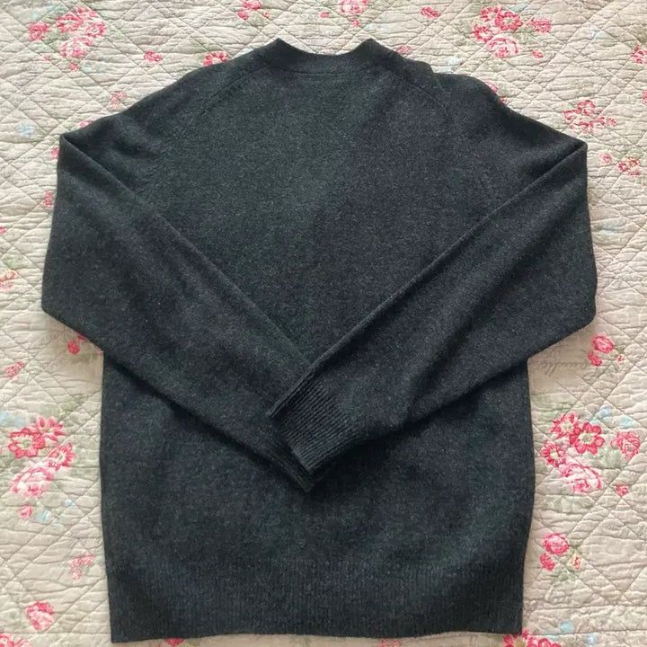 [BUNJANG] Uniqlo Pure New Wool Cardigan Dark Gray M / 유니클로 퓨어 뉴 울 가디건 다크그레이 M