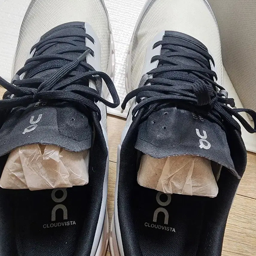 [BUNJANG] OnLearning Cloud Vista 2 Sneakers / 온러닝 클라우드비스타2 290사이즈