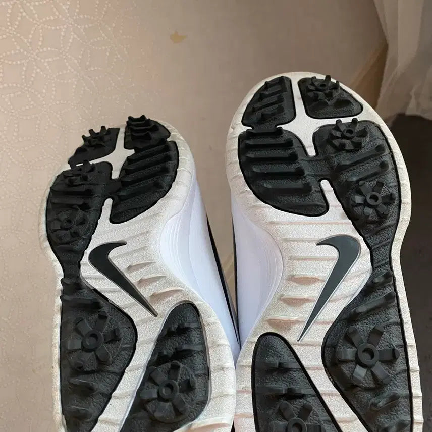 [BUNJANG] Nike Golf Shoes (Size 230) / 나이키골프화230 실착1회