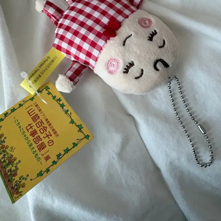 [BUNJANG] Ghibli Museum Yamawaki Red Check Doll Keyring / 지브리뮤지엄 지브리미술관 한정 야마와키 빨간 체크 인형 키링