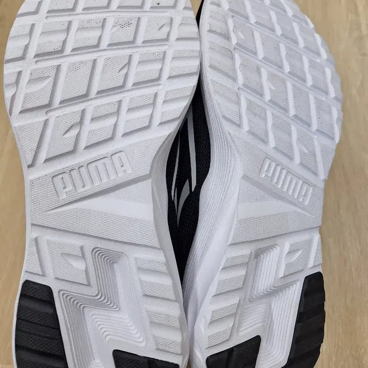 [BUNJANG] Puma Wide Run Rapid Slip-On (Size 250) / 푸마 와이드 런 래피드 슬립온 (250size)