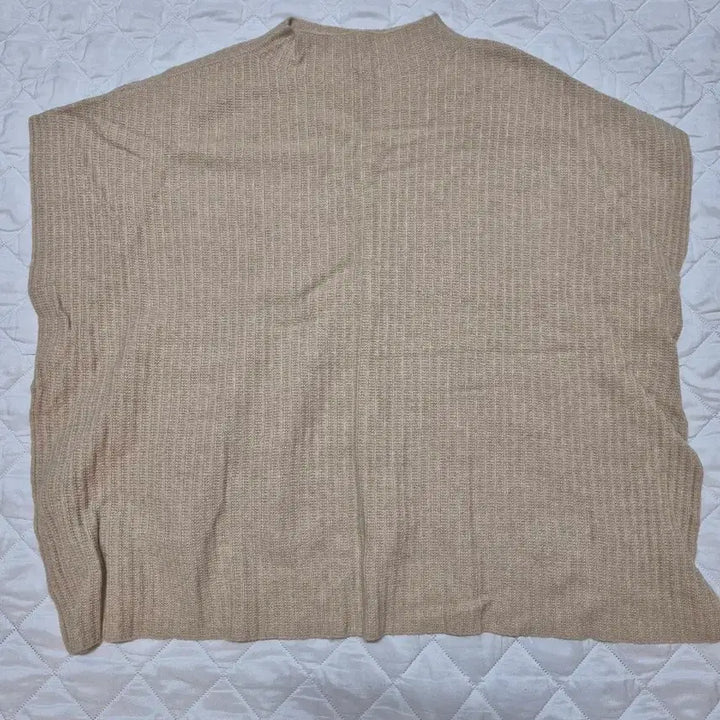 [SOLD OUT] Inlayment 캐시미어 니트 판초