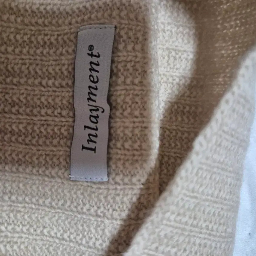 [SOLD OUT] Inlayment 캐시미어 니트 판초