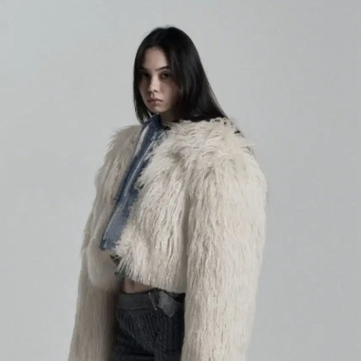 [SOLD OUT] [택있는새상품] ODOR 오도어 크러스티 후드 퍼 자켓 크림 바닐라