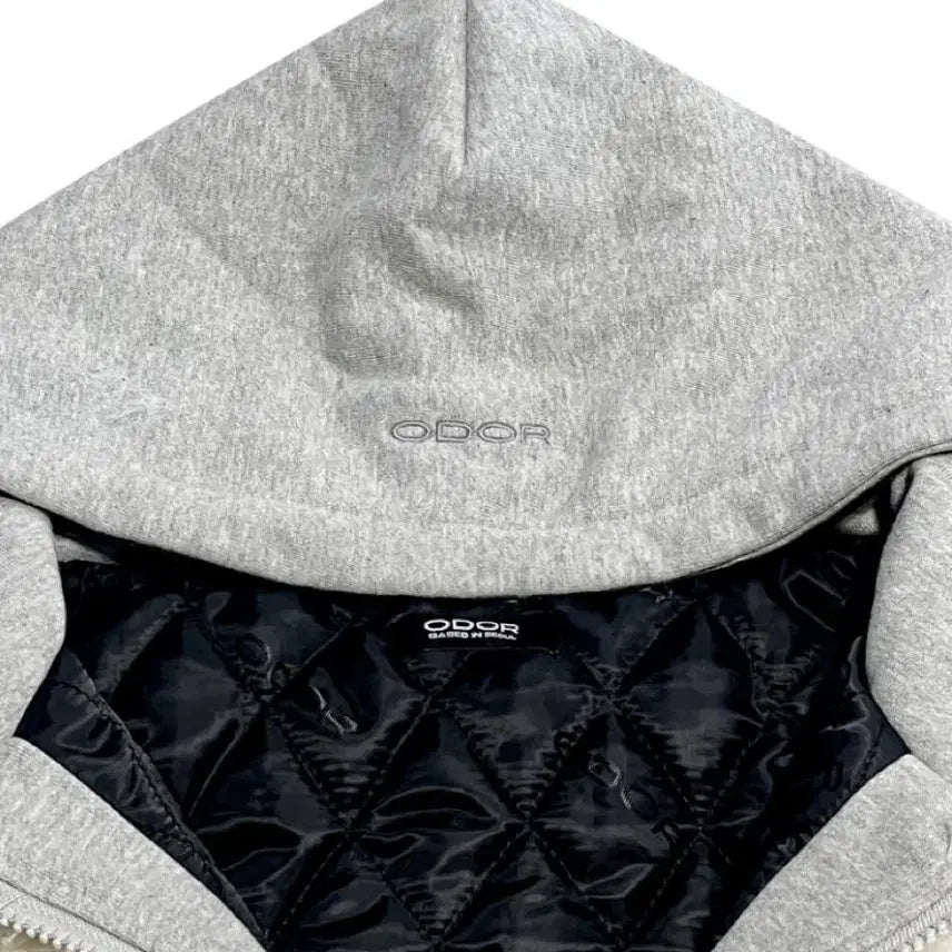 [SOLD OUT] [택있는새상품] ODOR 오도어 크러스티 후드 퍼 자켓 크림 바닐라