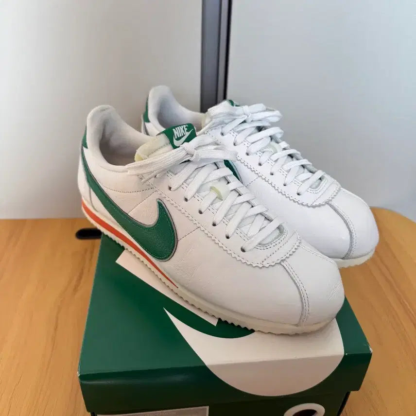 [BUNJANG] Nike Stranger Things Cortez (Size 265) / 나이키 기묘한이야기 코르테즈 265