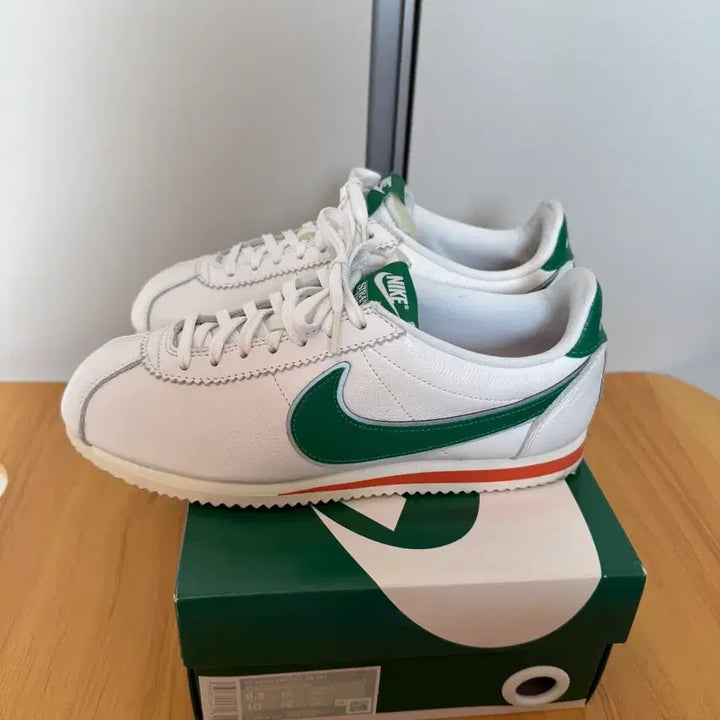 [BUNJANG] Nike Stranger Things Cortez (Size 265) / 나이키 기묘한이야기 코르테즈 265