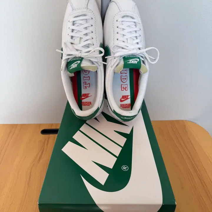 [BUNJANG] Nike Stranger Things Cortez (Size 265) / 나이키 기묘한이야기 코르테즈 265