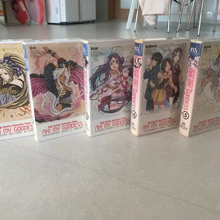 [BUNJANG] Oh My Goddess VHS and DVD Set / 오나의여신님 VHS, DVD 팝니다