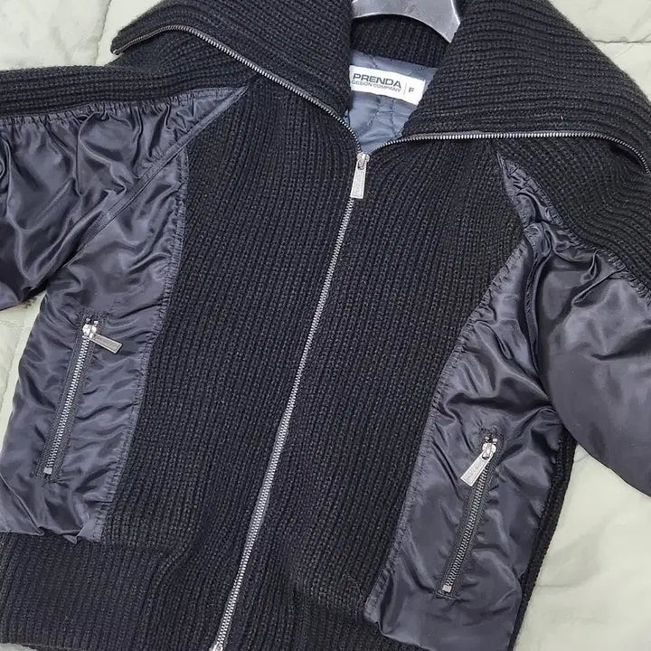 [BUNJANG] Freeda Sailor Collar Knit Bomber Jacket / 프렌다 세일러 카라 니트 봄버 자켓