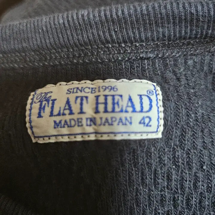 [SOLD OUT] the flat head  블랙 헤비 써멀 42
