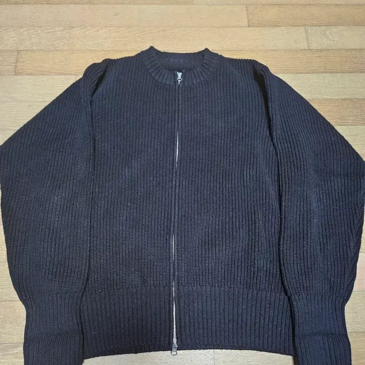 [SOLD OUT] 프루이 벌키가디건 m