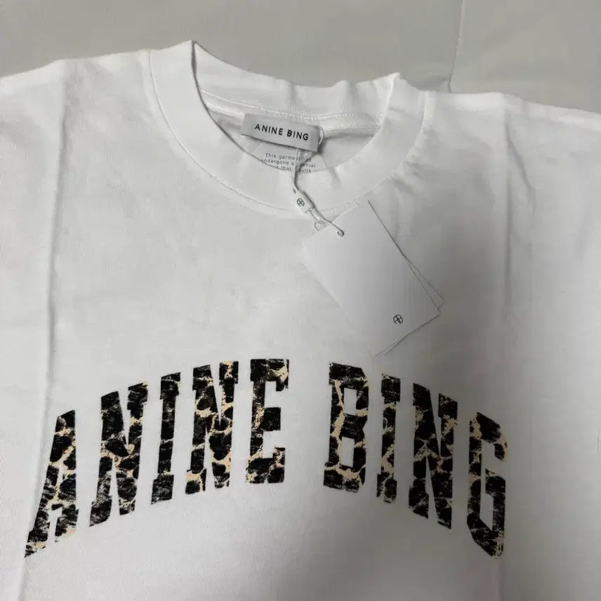 [BUNJANG] Anibing T-shirt / 애니빙 반팔