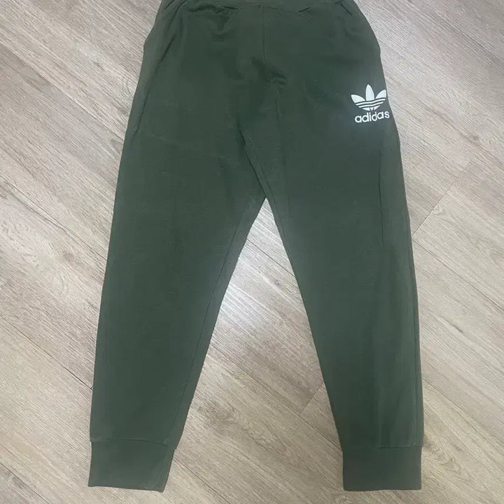 [BUNJANG] Adidas Green Jogger Pants / 아디다스 조거 팬츠