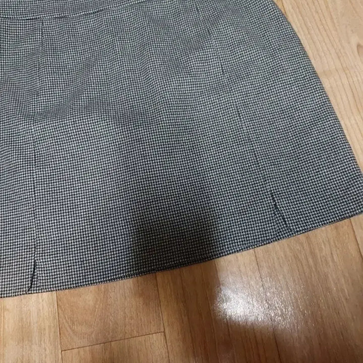 [BUNJANG] Roem Wool Check Skirt / 로엠 울 체크치마