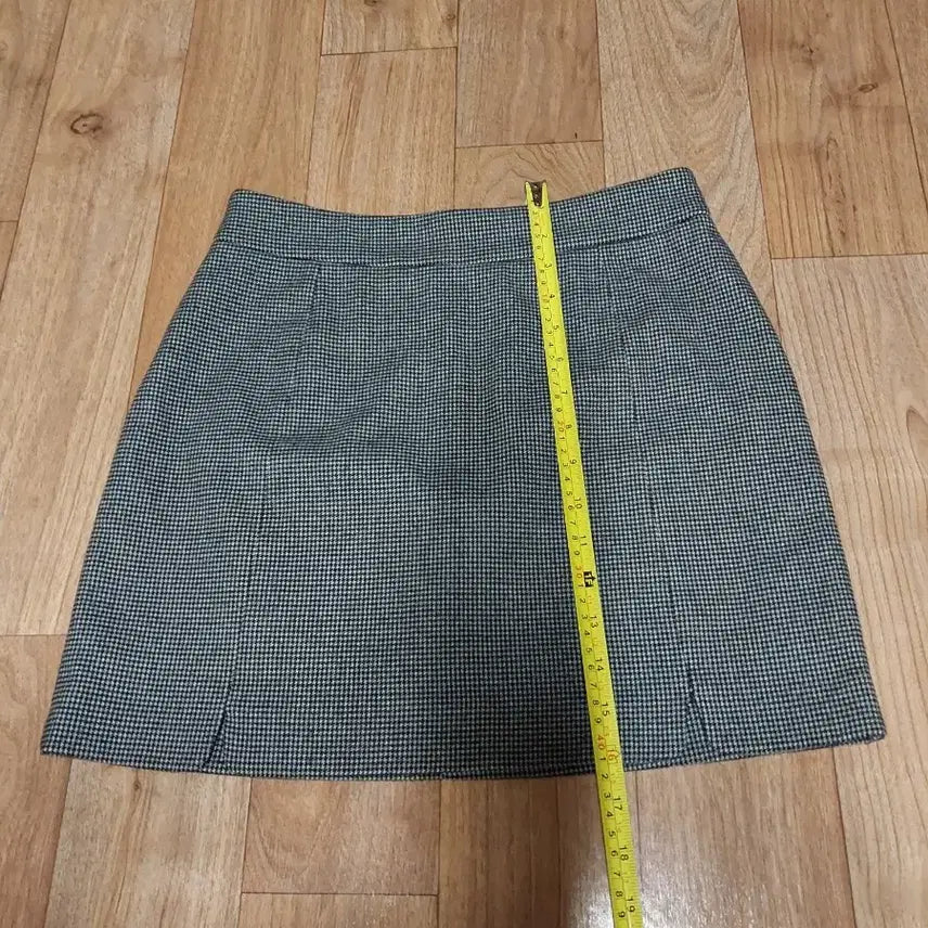 [BUNJANG] Roem Wool Check Skirt / 로엠 울 체크치마