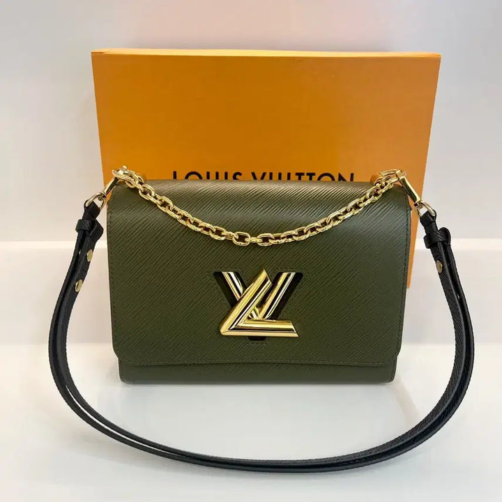 [BUNJANG] Louis Vuitton Twist MM Chain Shoulder Bag Epi Quartz Khaki Gold M53597 / 루이비통 트위스트 MM 체인 숄더백 에피 쿼츠 카키 금장 M53597