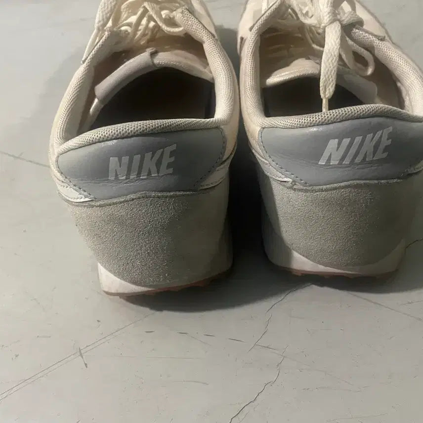 [BUNJANG] Nike Daybreak Sneakers / 나이키 데이브레이크 운동화 판매합니다 280