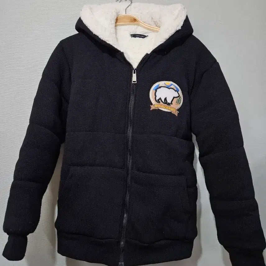 [SOLD OUT] (정품)Dsquared2 블랙 털 안감 후드 패딩