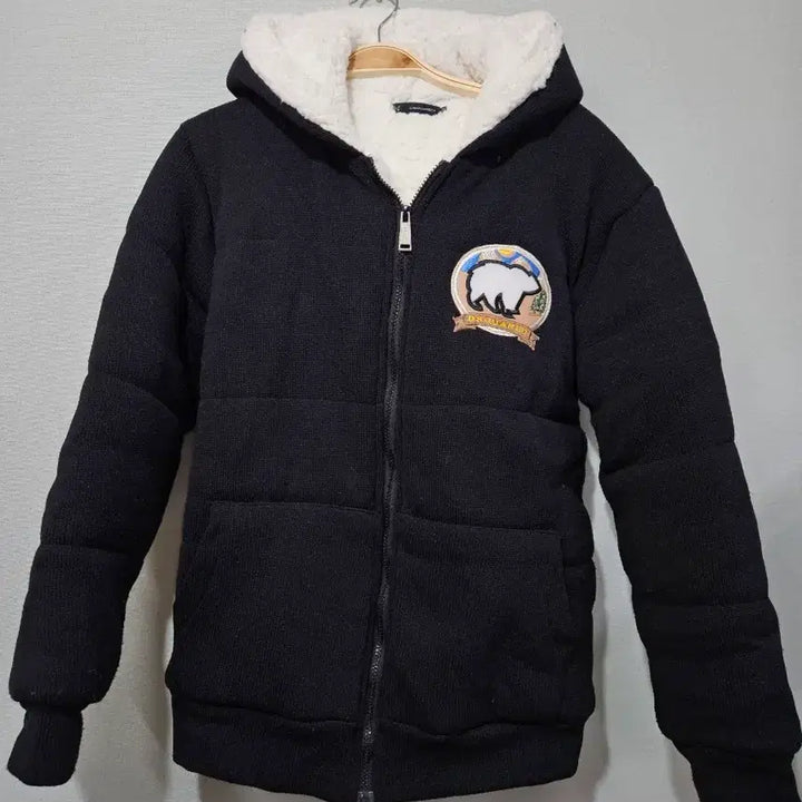 [SOLD OUT] (정품)Dsquared2 블랙 털 안감 후드 패딩