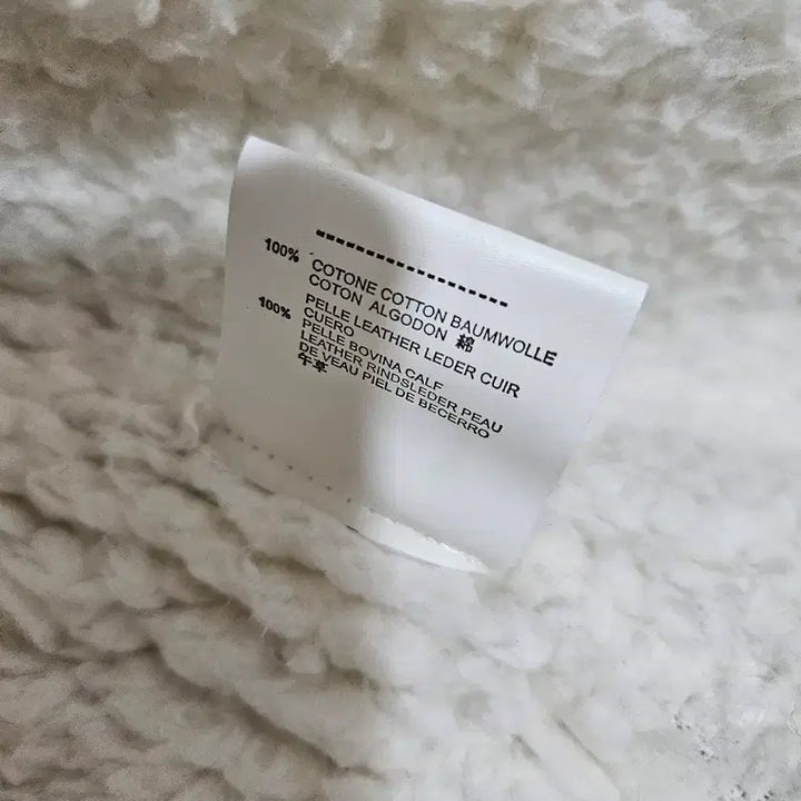 [SOLD OUT] (정품)Dsquared2 블랙 털 안감 후드 패딩