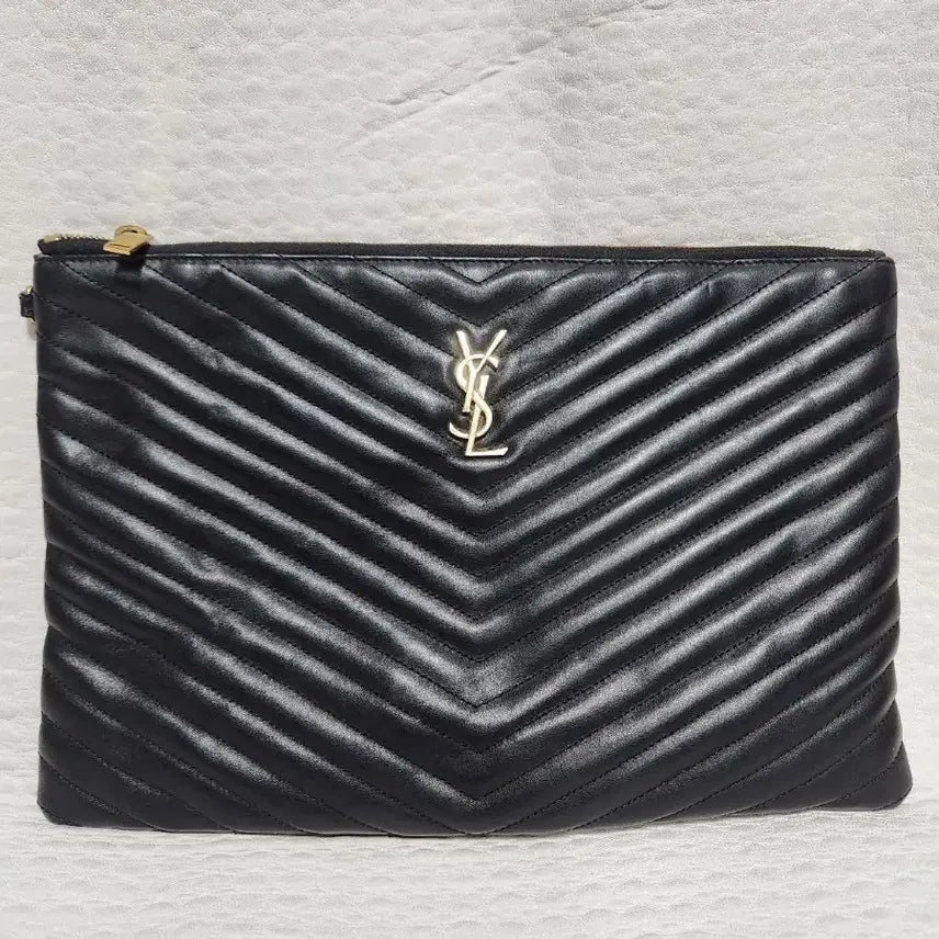 [BUNJANG] Yves Saint Laurent Matelasse Black Clutch Bag / 입생로랑 마틀라세 블랙 클러치 백