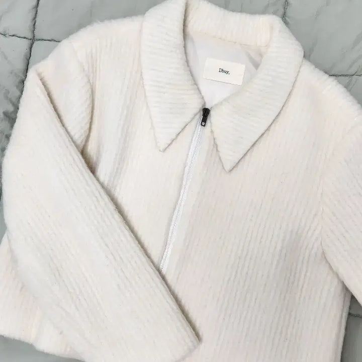 [BUNJANG] Milk Mohair Jacket - Ivory / 유리에 밀크 모헤어 자켓 / 아이보리