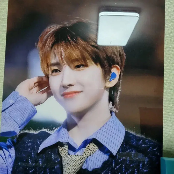 [BUNJANG] BOYNEXTDOOR Woonhak A3 Frame / 보이넥스트도어 보넥도 운학 A3 액자 양도