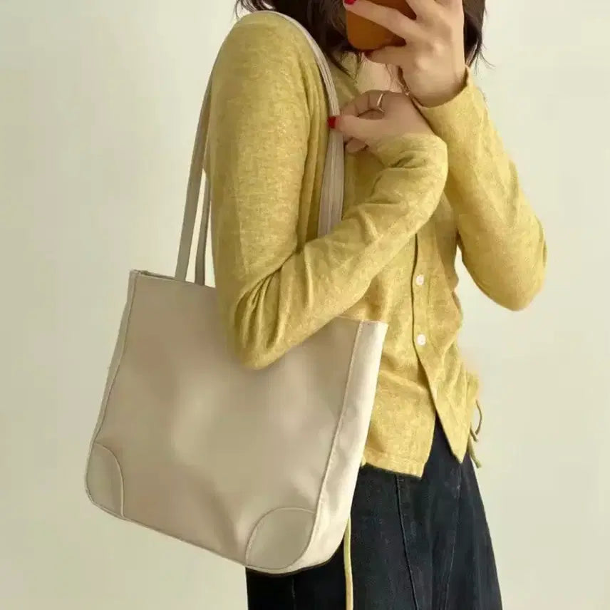 [BUNJANG] Ivory Pale Yellow Nylon Shoulder Bag / 아이보리 연노랑 숄더백 나일론