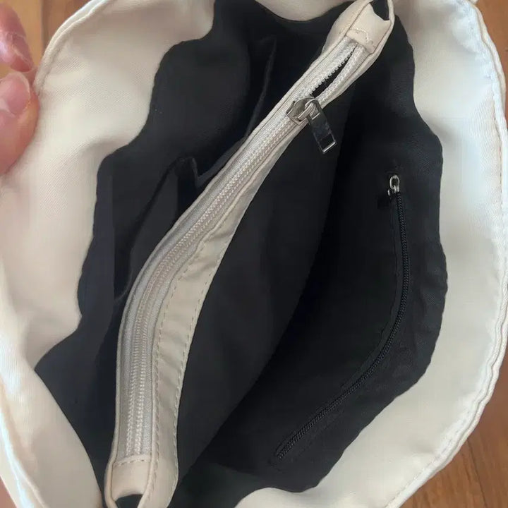 [BUNJANG] Ivory Pale Yellow Nylon Shoulder Bag / 아이보리 연노랑 숄더백 나일론