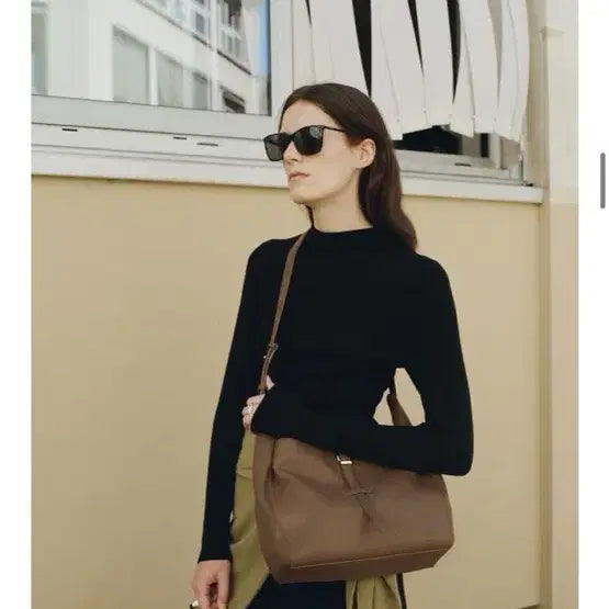 [BUNJANG] Loeuvre Marianne Small Shoulder Bag - Hazel Brown / 루에브르 marianne 숄더백 스몰 헤이즐 브라운